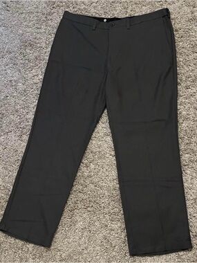 Lot of 4!!! Haggar Cool 18 Black Classic Fit Dress Pants size 42x32
